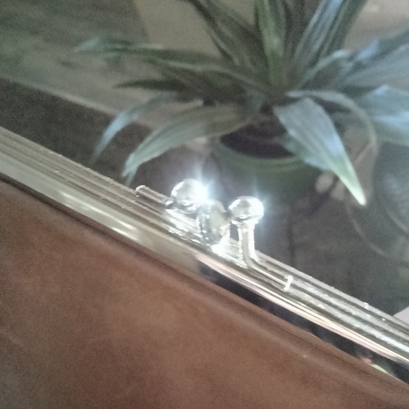 Hobo tan leather kisslock wallet - Picture 7 of 10